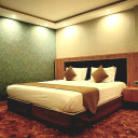 Esfahan-Parsian_suite-04.jpg