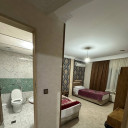Tehran-Keshavarz-05.jpg