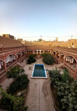 اقامتگاه سنتی فانوس ویونا کاشان