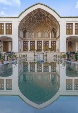اقامتگاه سنتی سرای کاسیان کاشان