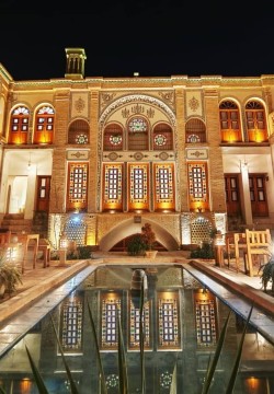 اقامتگاه سنتی صباغیان کاشان