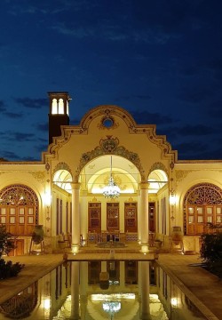 اقامتگاه سنتی یاسمین راهب کاشان