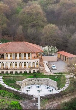 اقامتگاه بومگردی اسپهبدان ( ونوشک ) ساری