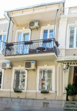 هتل روستاولی پالاس (Rustaveli Palace) تفلیس