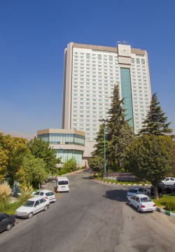 هتل آزادی تهران