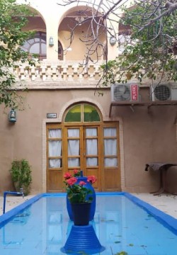 اقامتگاه سنتی سروش یزد