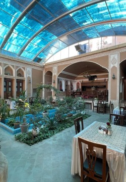 هتل سنتی رویای قدیم یزد