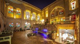 اقامتگاه سنتی طبیب شوشتری شوشتر
