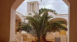 خانه مسافر بمانی آران و بیدگل