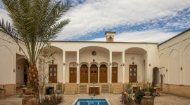 اقامتگاه سنتی نگین کاشان