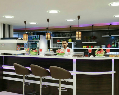 Arak-Payam-International-08.jpg