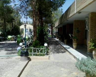 Ardakan-JahangardiArdakan-05.jpg