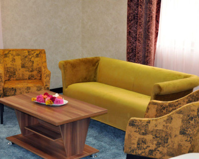 Bafgh-Alamdar-05.jpg