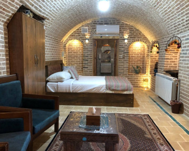 Ghazvin-Nabavi-2.jpg