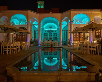 Kashan-Ariana-16.jpg
