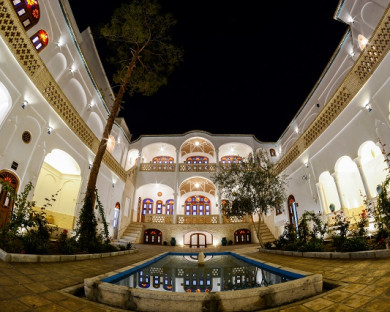 Kashan-Atlas-22.jpg