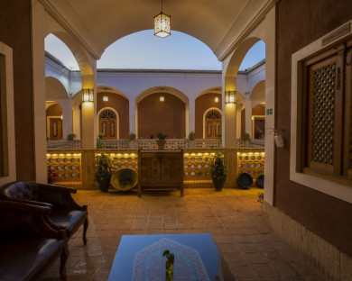 Kashan-Babaafzal-14.jpg