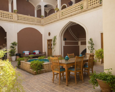 Kashan-Babaafzal-23.jpg