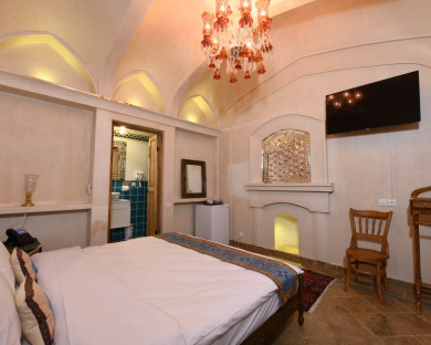 Kashan-EmarateMahmodieh-44.jpg