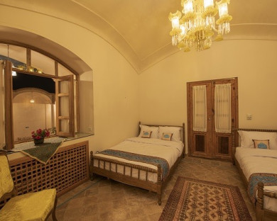 Kashan-EmarateMahmodieh-6.jpg