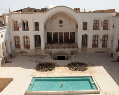 Kashan-Falahati-05.jpg