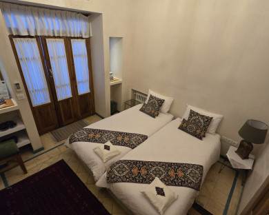 Kashan-Kashaneyeroshan-57.jpg