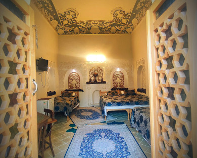 Kashan-Khademi-08.jpg