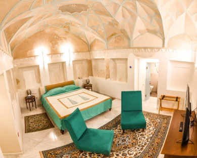 Kashan-KhanehAmeriha-29.jpg