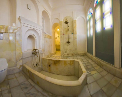 Kashan-KhanehAmeriha-36.jpg