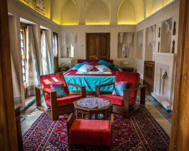 Kashan-Khaneh_ameriha-08.jpg