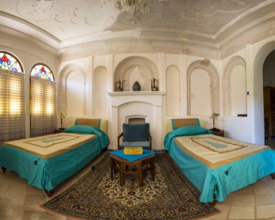 Kashan-Khaneh_ameriha-12.jpg