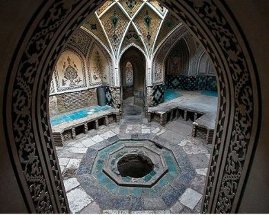 Kashan-Khaneh_ameriha-16.jpg