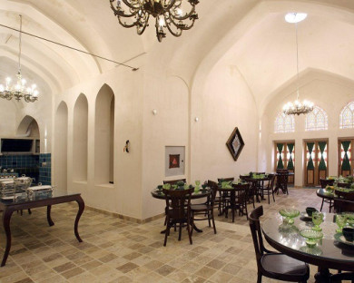 Kashan-Khanehadib-01.jpg