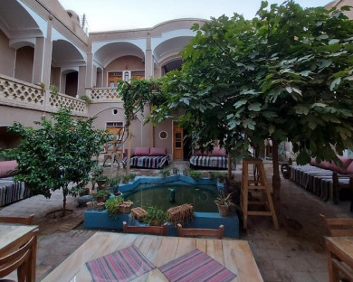 Kashan-Khaneye_noghli-73.jpg