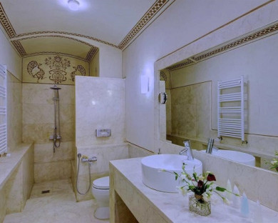 Kashan-ManochehriKashan-10.jpg