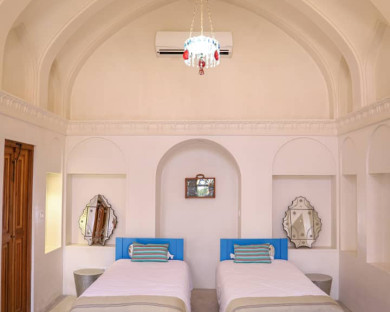 Kashan-ManochehriKashan-28.jpg