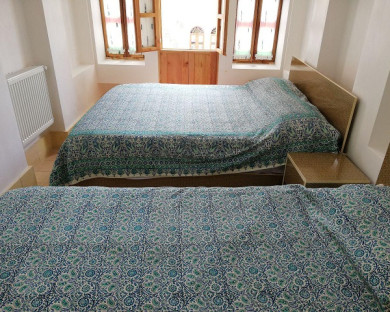 Kashan-Parsi-07.jpg