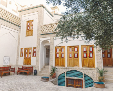 Kashan-QajarBoutique-20.jpg