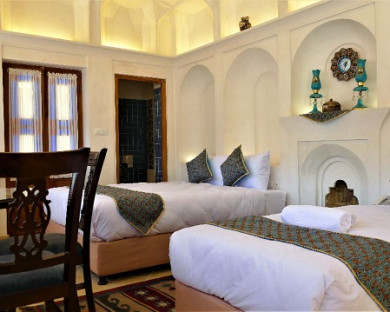 Kashan-Sabaghian-09.jpg