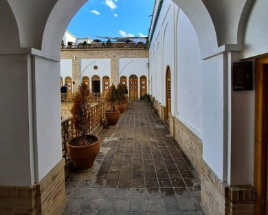 Kashan-Sangpoloy-12.jpg