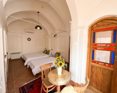 Kashan-Sangpoloy-15.jpg