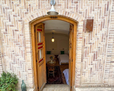 Kashan-Sangpoloy-5.jpg