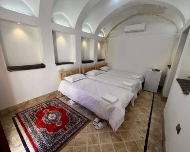 Kashan-ShahneshinEmarat-27.jpg