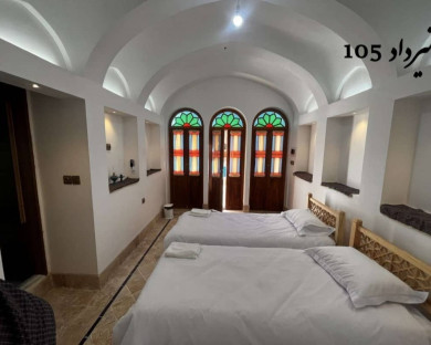 Kashan-ShahneshinEmarat-5.jpg
