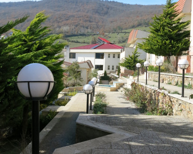 Kelardasht-Baran_sabz-12.jpg
