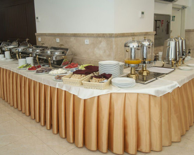Qhom-Jamil-04.jpg