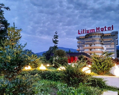 SalmanShahr-LiliuomMotelQo-15.jpg
