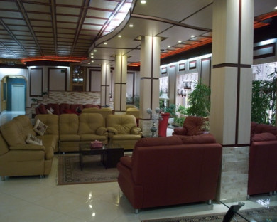 Sari-Badeleh-11.jpg