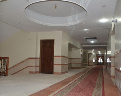 Sari-Navid-10.jpg