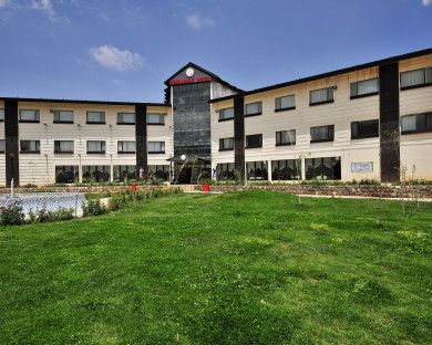 Shiraz-Pooladkaf-11.jpg